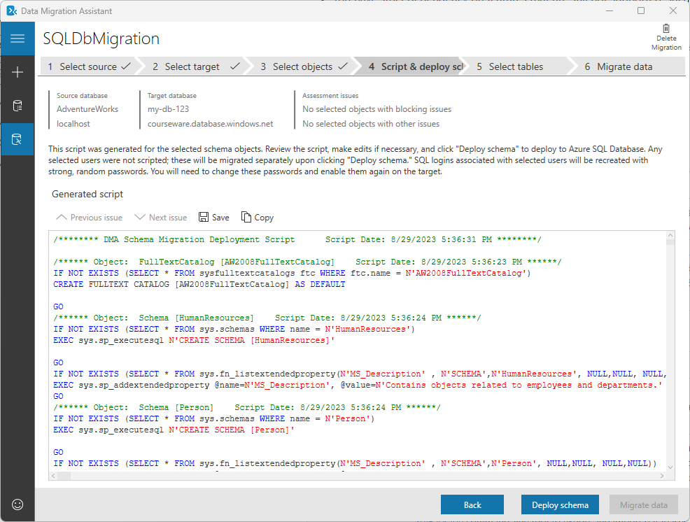 Data Migration Assistant에서 생성된 스크립트를 보여주는 스크린샷.